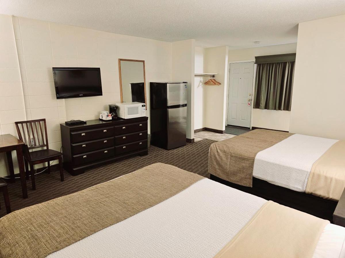 Canadian Motor Inn Grande Prairie Eksteriør bilde