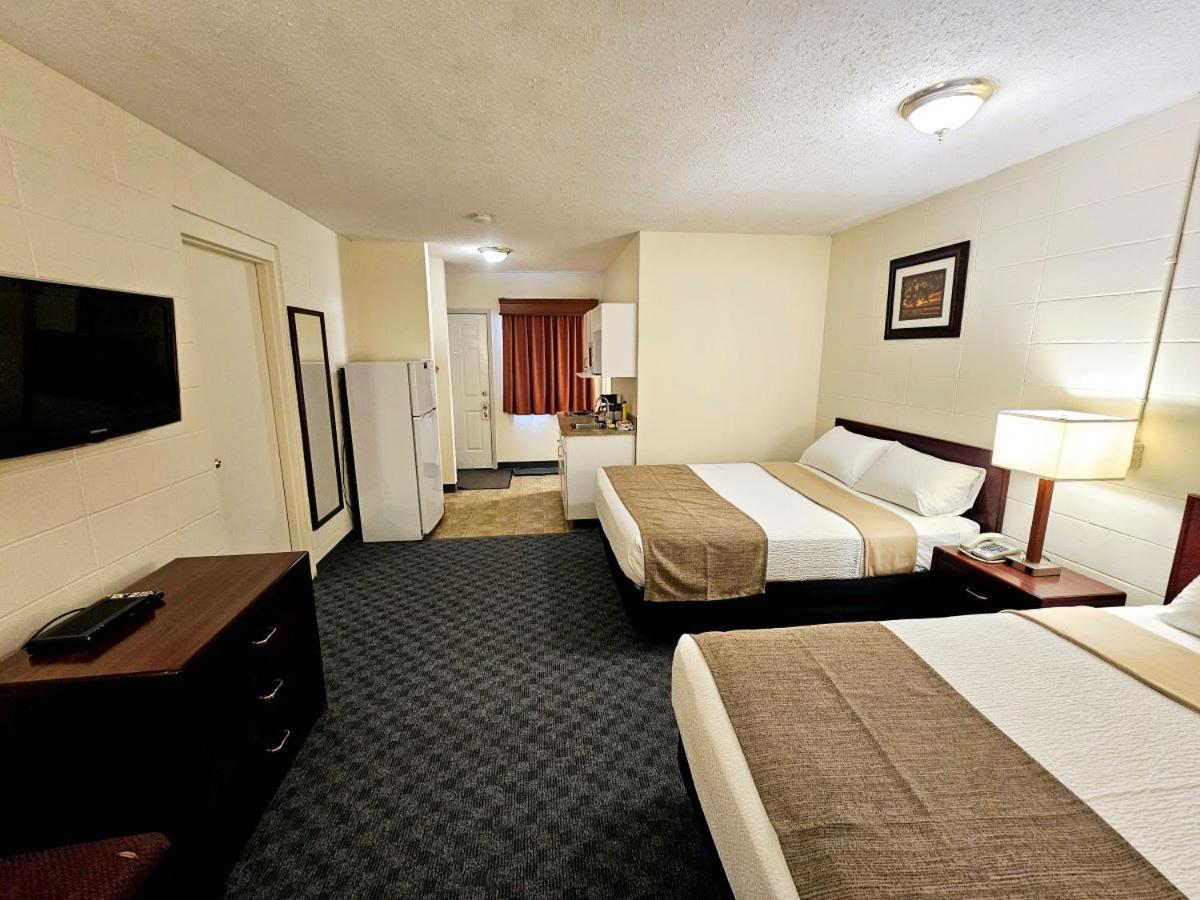 Canadian Motor Inn Grande Prairie Eksteriør bilde