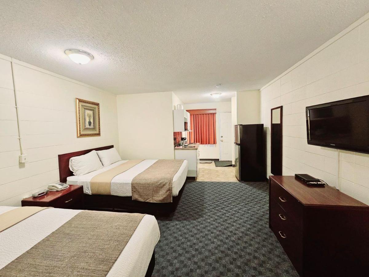 Canadian Motor Inn Grande Prairie Eksteriør bilde